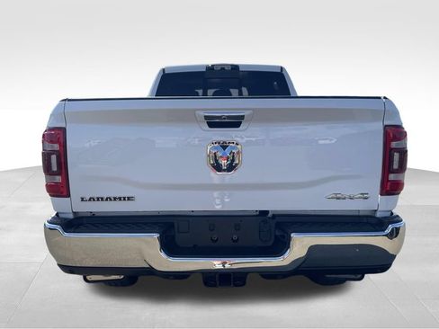 Used 2022 RAM 2500 Laramie AWD/4WD image 12