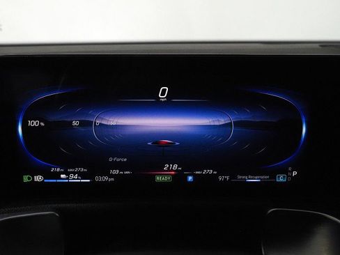 Used 2024 Mercedes-Benz EQB 250+ image 21