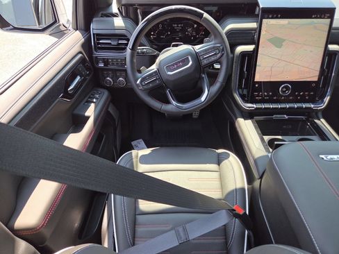 New 2026 GMC Yukon AT4 Ultimate w/ LPO, Floor Liner Package AWD/4WD image 32