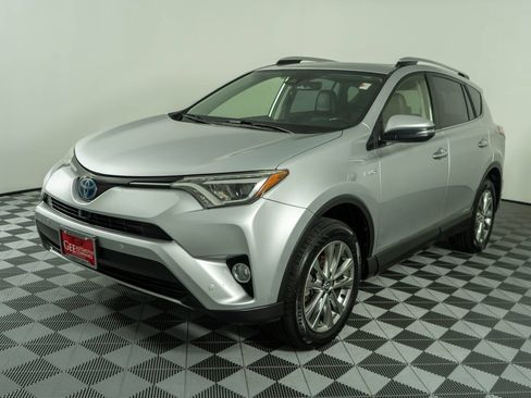 Used 2016 Toyota RAV4 Limited w/ Advanced Technology Package AWD/4WD image 3