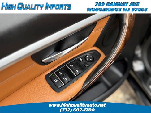 Used 2018 BMW 330i xDrive Wagon AWD/4WD image 49