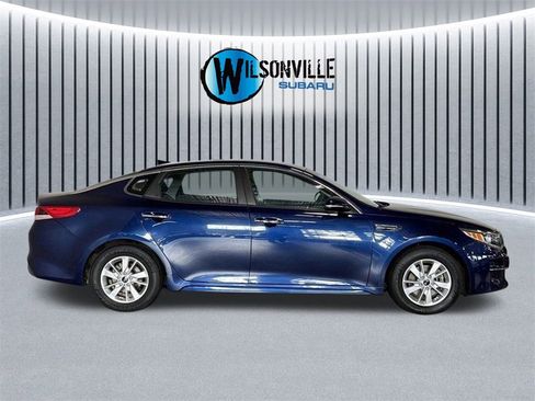 Used 2017 Kia Optima LX image 16