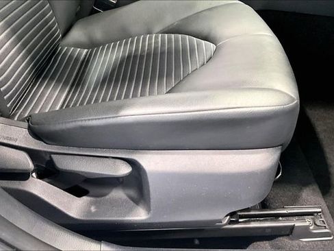 Used 2024 Toyota Camry SE image 41