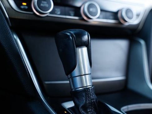 Used 2019 Honda Accord Sport image 41