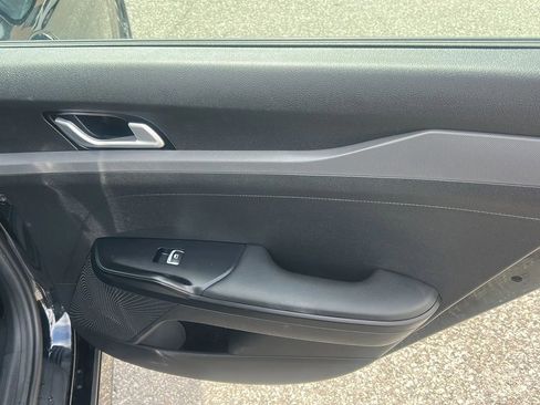 Used 2022 Kia K5 GT-Line FWD image 16