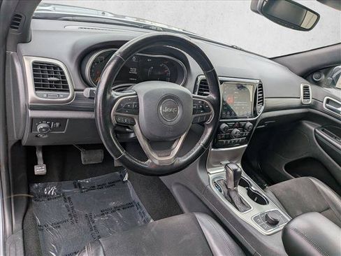 Used 2020 Jeep Grand Cherokee Laredo w/ Quick Order Package 2BN North AWD/4WD image 11
