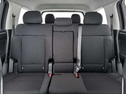 Used 2026 Hyundai Santa Fe SE FWD image 17