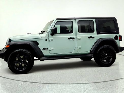 Used 2023 Jeep Wrangler Unlimited Sport AWD/4WD image 8