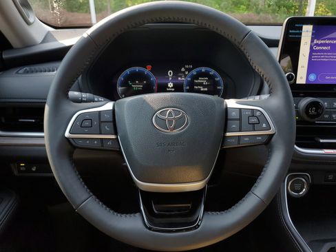 New 2026 Toyota Grand Highlander Limited FWD image 21