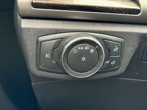 Used 2014 Ford Fusion SE w/ Equipment Group 202A image 17