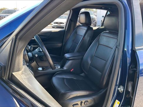 Certified 2022 Chevrolet Equinox RS w/ RS Leather Package image 8