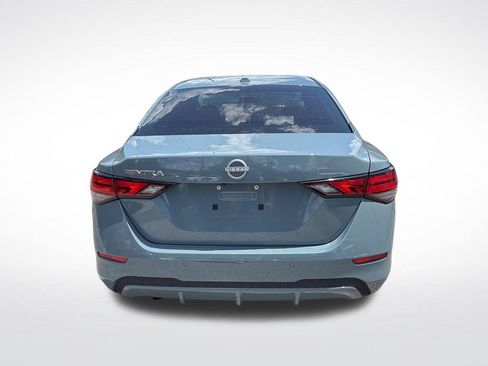 Used 2025 Nissan Sentra SV FWD image 12