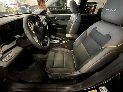 New 2026 Chevrolet Trax ACTIV w/ Sunroof Package image 4