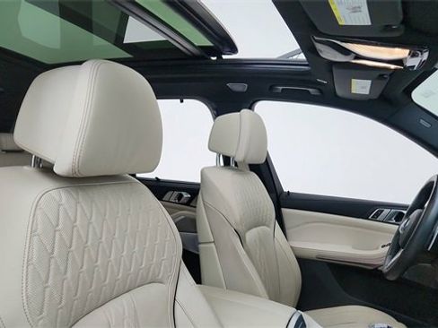 Used 2023 BMW X5 M50i w/ Executive Package image 22
