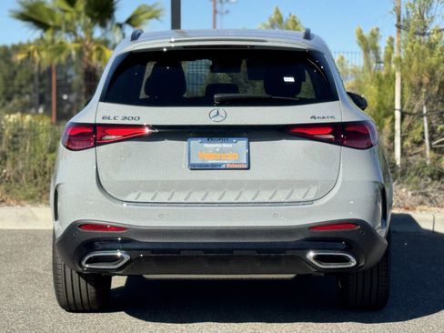 New 2026 Mercedes-Benz GLC 300 4MATIC image 9