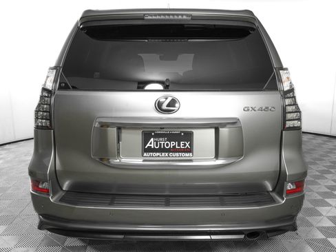 Used 2023 Lexus GX 460 Luxury w/ Sport Design Package AWD/4WD image 5