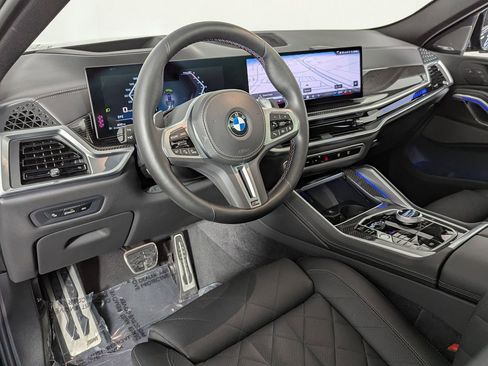 Used 2024 BMW X6 M60i w/ Dynamic Handling Package image 17