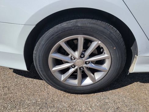 Used 2018 Hyundai Sonata SE FWD image 7