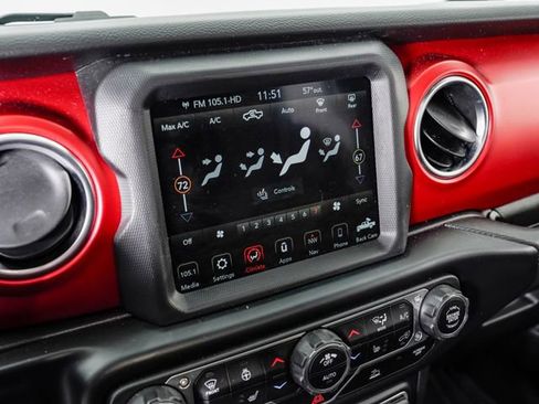 Used 2023 Jeep Gladiator Rubicon w/ LED Lighting Group AWD/4WD image 20