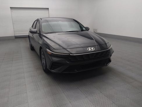 Used 2024 Hyundai Elantra SEL image 14