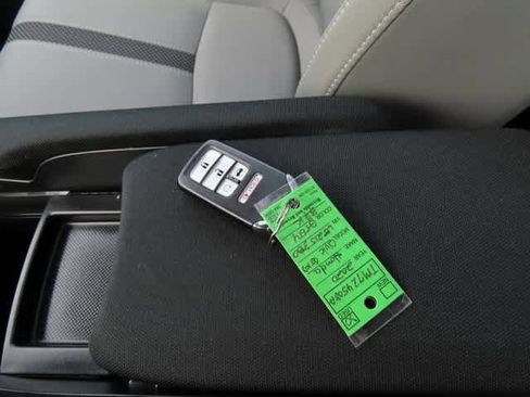 Certified 2020 Honda Civic EX image 25