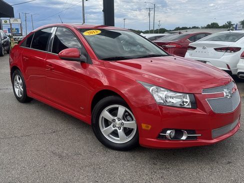 Used 2013 Chevrolet Cruze LT w/ All-Star Edition FWD image 2
