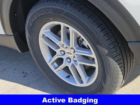 New 2026 Ford Explorer Active image 9