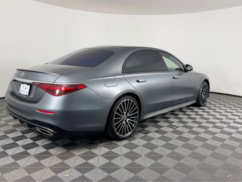 Used 2023 Mercedes-Benz S 580 4MATIC Sedan image 3