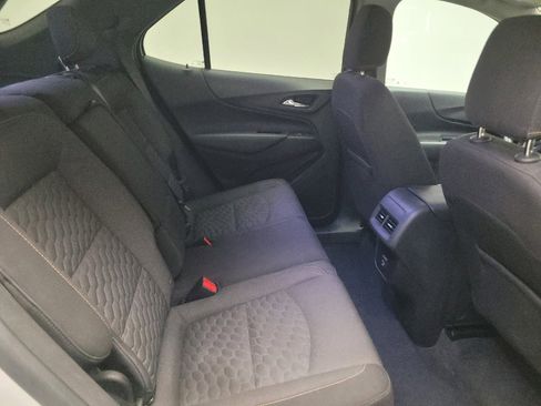 Used 2020 Chevrolet Equinox LT image 19