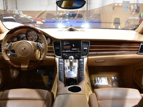Used 2010 Porsche Panamera Turbo AWD/4WD image 40