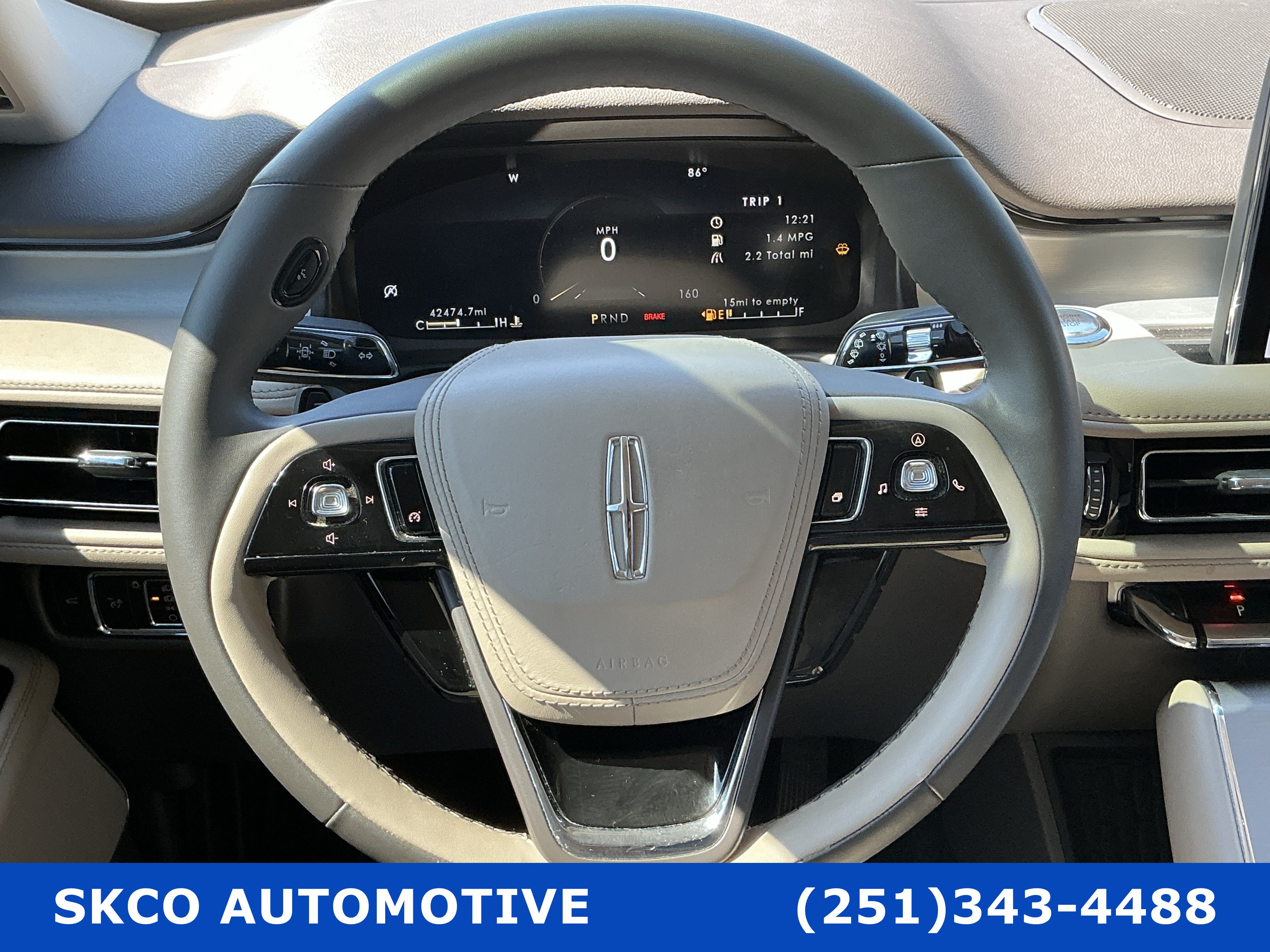 Used 2023 Lincoln Aviator 2WD w/ Premium Package image 18