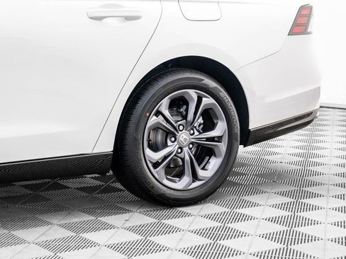 Certified 2025 Honda Accord EX-L image 30