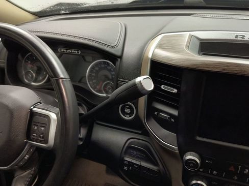 Used 2019 RAM 2500 Laramie image 23