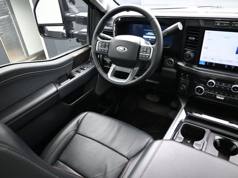 Used 2024 Ford F350 Lariat w/ Lariat Ultimate Package AWD/4WD image 24