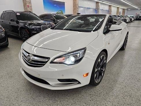 Used 2019 Buick Cascada Premium image 7