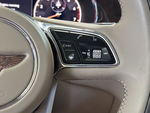 Used 2021 Bentley Flying Spur W12 AWD/4WD image 24