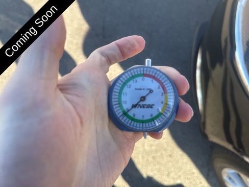 Used 2017 Ford Fusion SE w/ Fusion SE Technology Package image 36