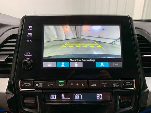 Used 2024 Honda Odyssey Touring image 7