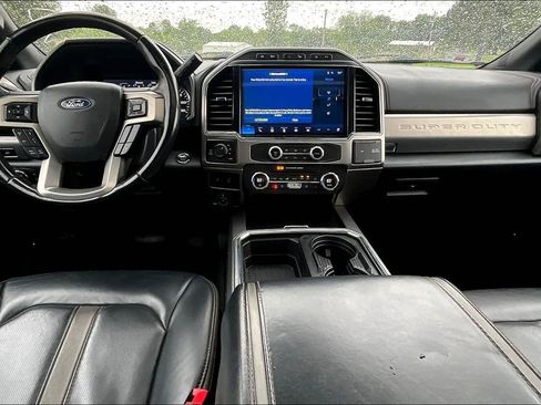 Used 2022 Ford F350 Platinum AWD/4WD image 12