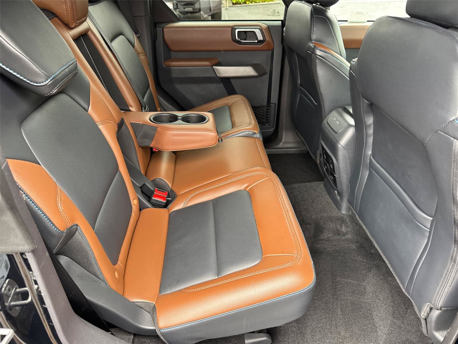 Used 2023 Ford Bronco Outer Banks AWD/4WD image 18