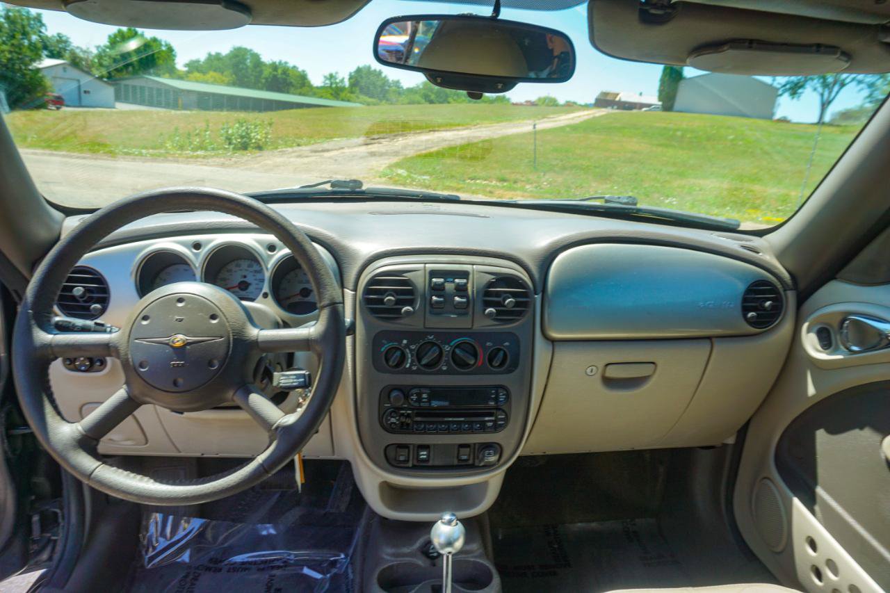 Used 2005 Chrysler PT Cruiser GT FWD image 9