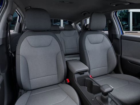 New 2025 Kia K4 LXS image 15