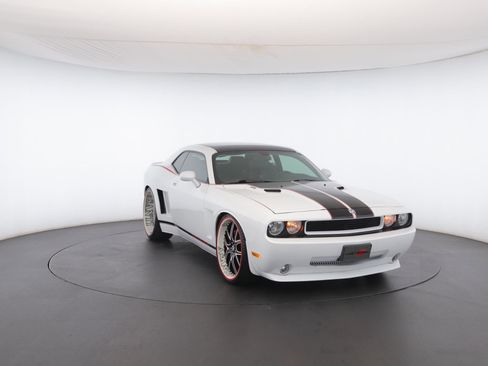 Used 2010 Dodge Challenger R/T image 33