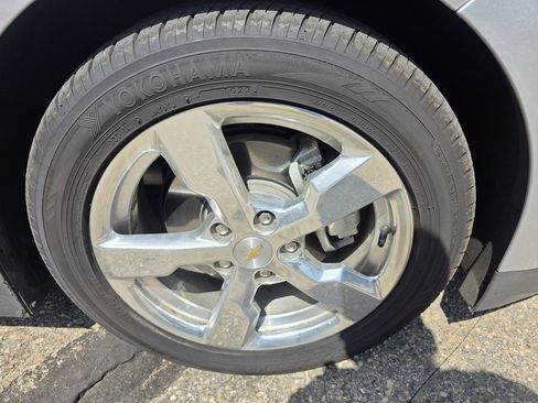 Used 2011 Chevrolet Volt Premium w/ Premium Trim Package FWD image 40