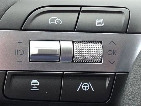 New 2026 Hyundai Tucson Limited FWD image 9