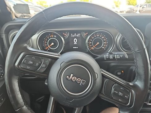 Used 2022 Jeep Wrangler Unlimited Sport AWD/4WD image 17