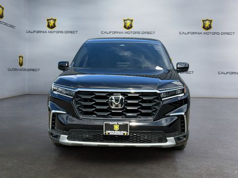 Used 2025 Honda Pilot EX-L image 2