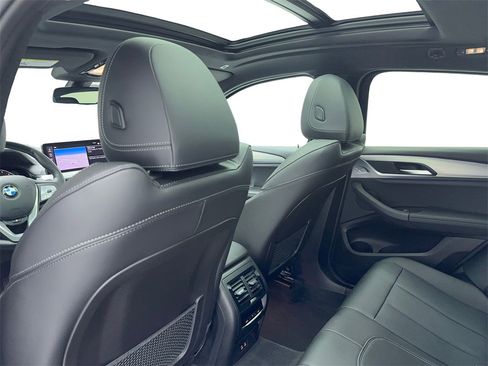 Used 2022 BMW X4 xDrive30i image 42