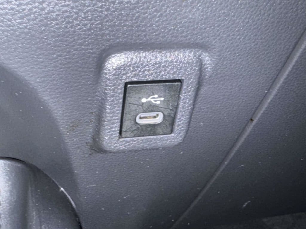Used 2025 Toyota Corolla LE FWD image 8