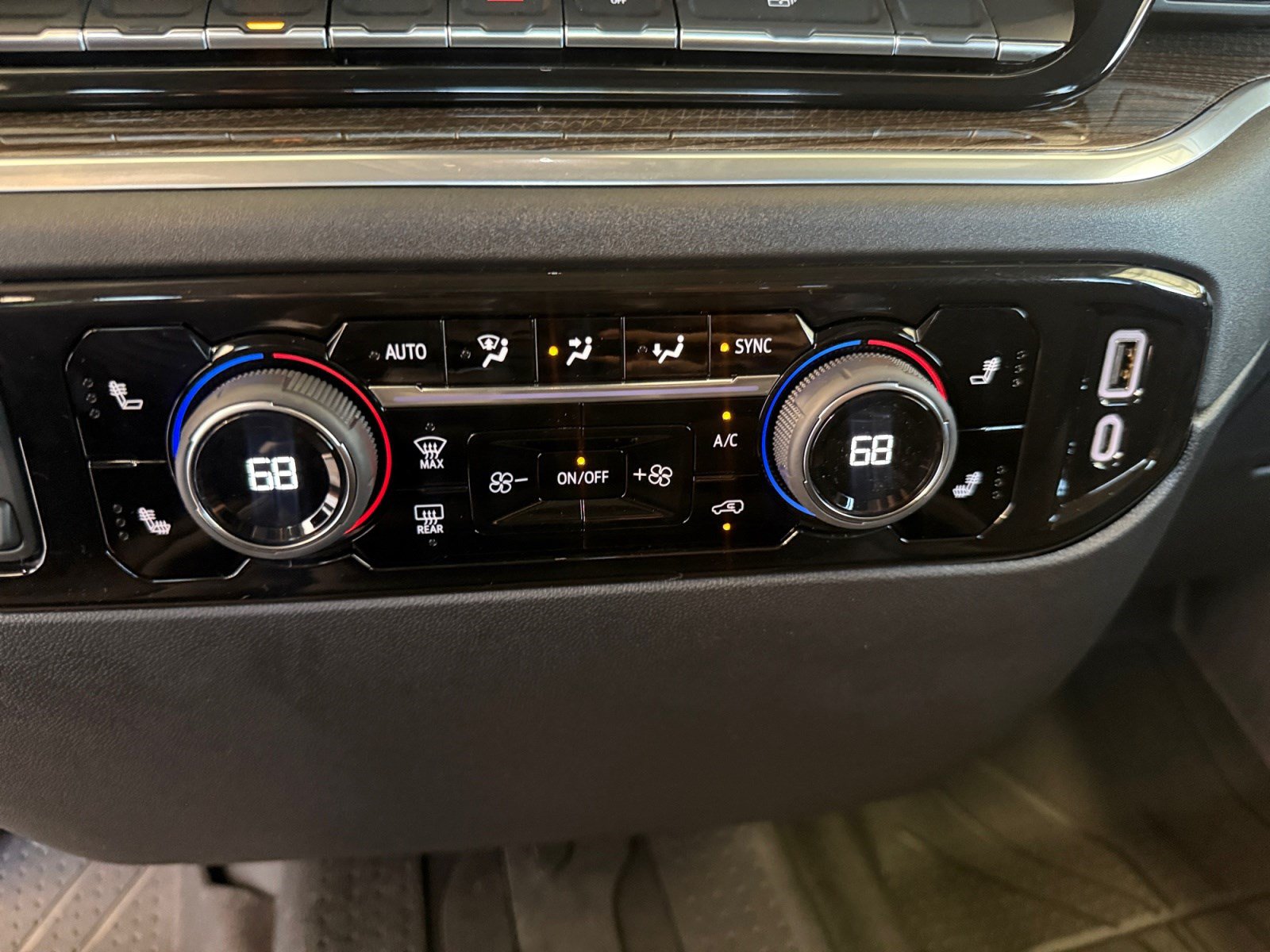 New 2026 Chevrolet Silverado 1500 RST AWD/4WD image 28